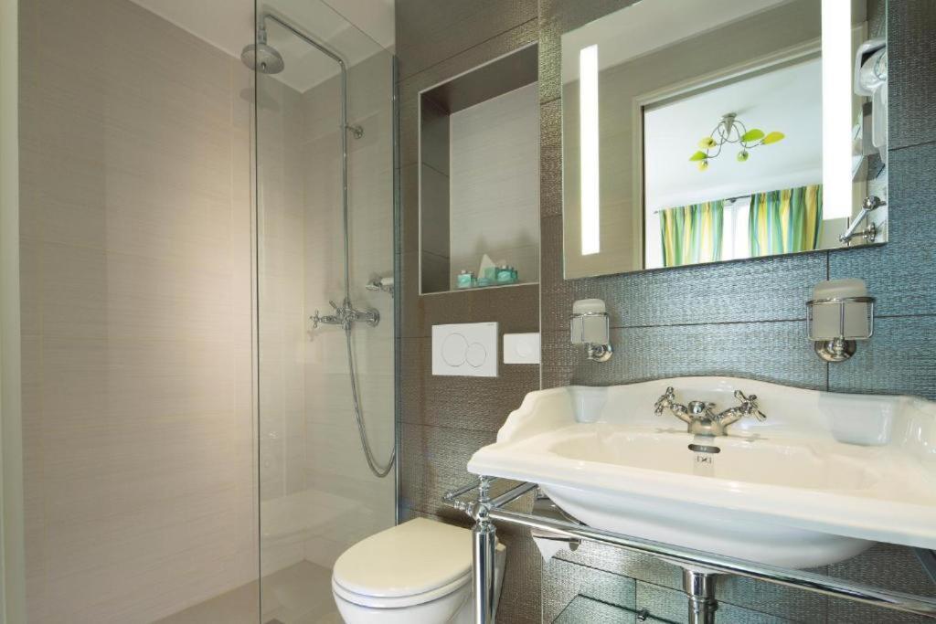 Hotel Du Levant Paris Ngoại thất bức ảnh