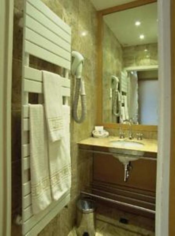 Hotel Du Levant Paris Phòng bức ảnh
